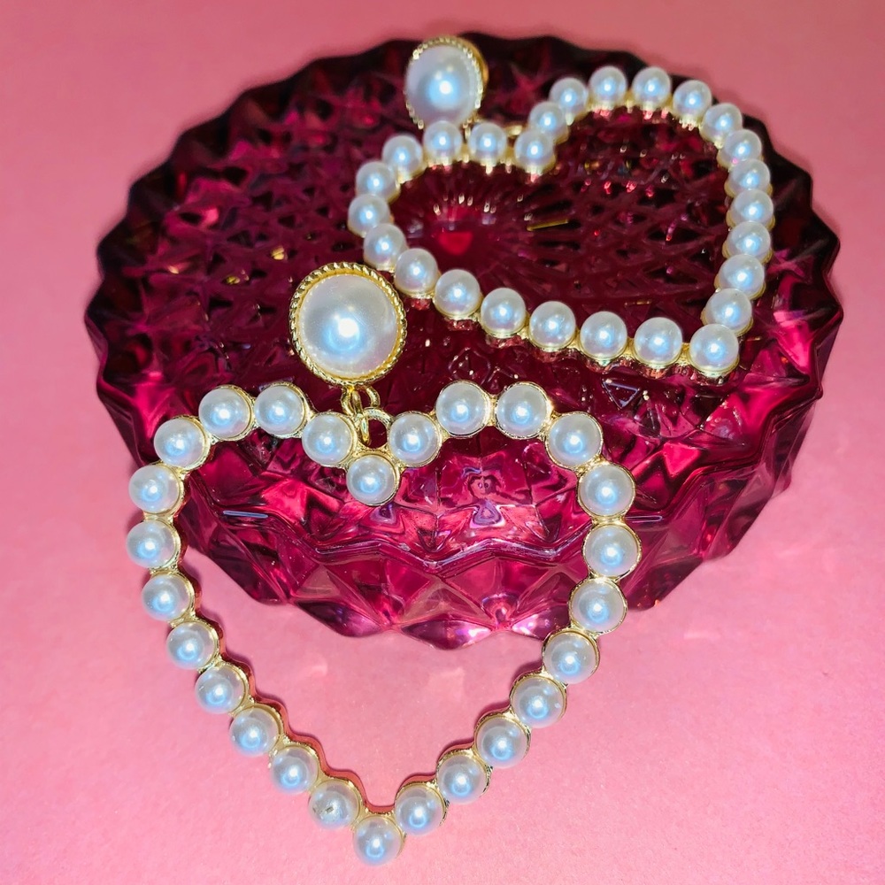 Pearl hearts!
